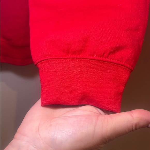 Macy's Balloonfest 2025 Red Sweatshirt  Unisex XL - Picture 7 of 9